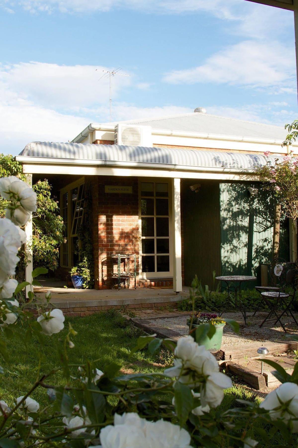 Motel Holly Lane Mews Yarra Glen Exterior foto